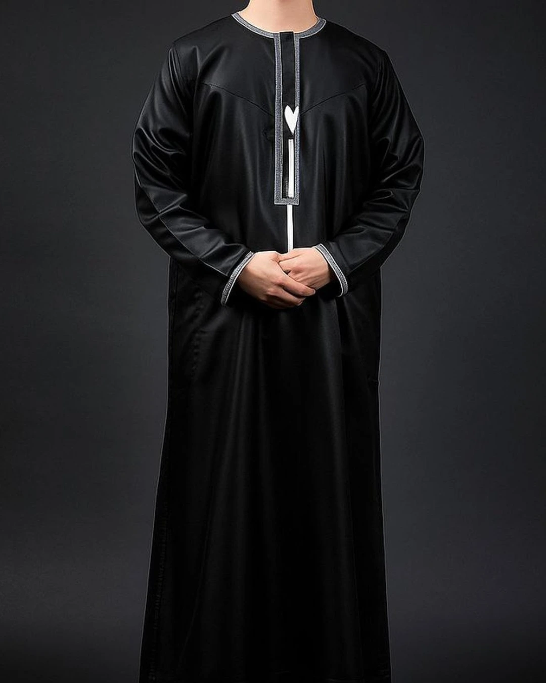 Black Omani Mens Thobe – stylish and modest Islamic clothing UK